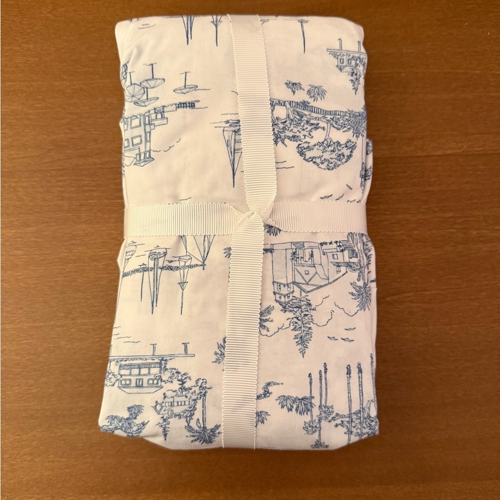 Serena & Lily Seahaven Blue and White Crib Sheet - Picture 3 of 3